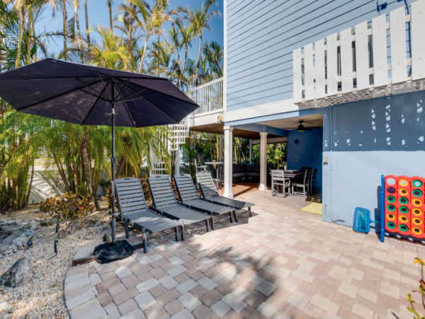 Luxury Coastal Retreat in Holmes Beach Sleeps 8
